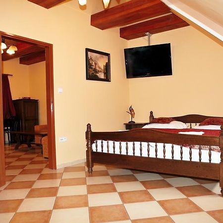 Hotel Pelikan Třeboň Eksteriør bilde