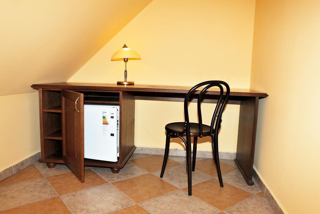 Hotel Pelikan Třeboň Eksteriør bilde